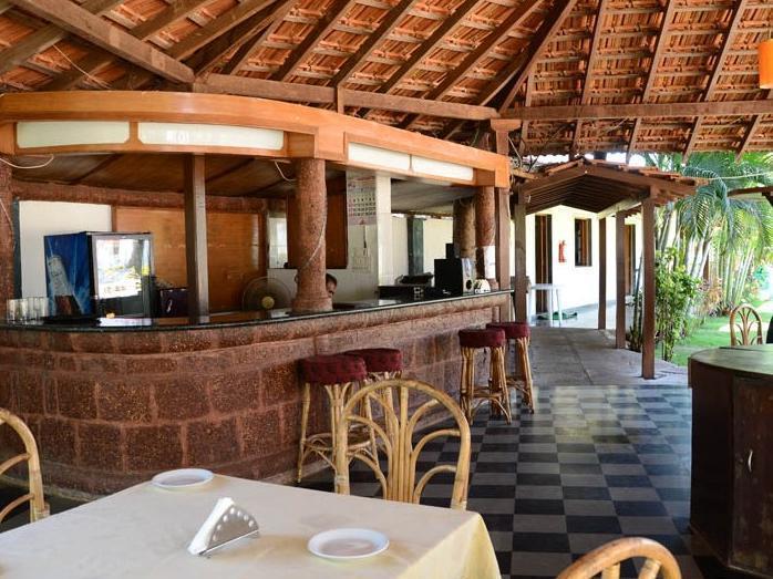 M N Resorts Baga Eksteriør bilde